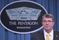 El secretario de Defensa de EEUU, Ashton Carter, comparece ante la prensa en el Pentágono, en Washington, el 7 de mayo de 2015