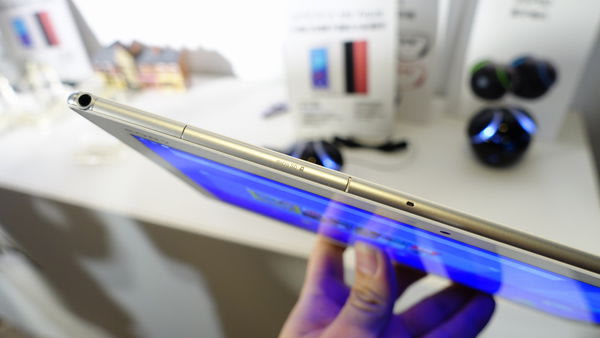 工艺与美感结晶 体验极致纤薄 Sony Z4 Tablet 