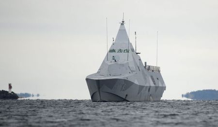 The Swedish corvette HMS Visby is seen in the search for suspected "foreign underwater activity" at Mysingen Bay, Stockholm October 21, 2014. REUTERS/Fredrik Sandberg/TT News Agency