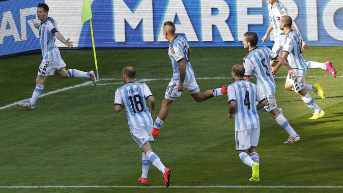 World Cup - Magic Messi moment breaks outstanding Iran
