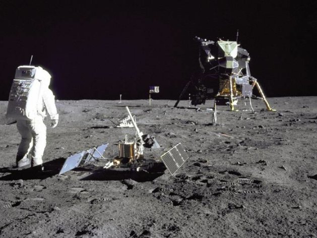 ΜΑΡΤΥΡΙΑ - ΣΟΚ του θρυλικού αστροναύτη Μπαζ Όλντριν που έθαψε η ΝΑSA: "Στην πτήση του Apollo 11 είδα εξωγήινους"!