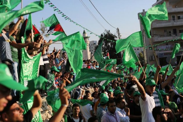 Simpatizantes do Hamas durante manifestação em Ramallah, Cisjordânia, em 30 de agosto
