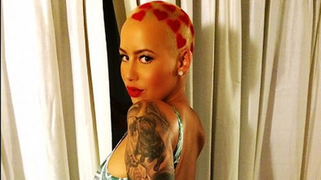 Amber Rose Has &#39;Lesbianic Feelings&#39; for One of Leo DiCaprio&#39;s Former Co-Stars