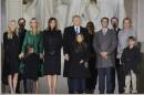 Donald Trump entouré de sa famille au Lincoln Memorial pour le concert inaugural de l'investiture, le 19 janvier 2017 à Washington