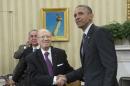 Le président tunisien Béji Caïd Essebsi est reçu par son homologue américain Barack Obama à la Maison Blanche, le 21 mai 2015 à Washington