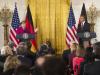 Le président américain Barack Obama et la chancelière allemande Angela Merkel lors d'une conférence de presse commune à la Maison Blanche, le 9 février 2015