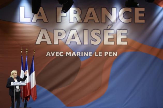 1er mai avec J-M Le Pen: Arnautu et Gollnisch sommés de quitter les instances frontistes