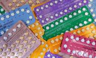 (Arquivo) Pílulas contraceptivas são vistas em Lille, França, no dia 2 de janeiro de 2013