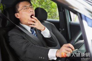 調查發現，國內勞工駕駛有高達7成8，有睡眠呼吸障礙困擾。