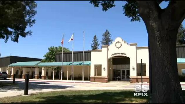Officials in Morgan Hill are concerned about protesters converging at Live Oak High School on Cinco de Mayo, after a court upheld the school’s decision to discipline students wearing American flag t-shirts. Len Ramirez reports. (4/28/14)
