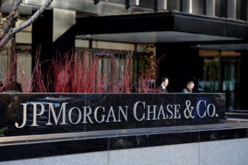 France to try 14 execs, JP Morgan Chase over tax fraud