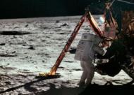逾 8000 張阿波羅登陸月球照片曝光