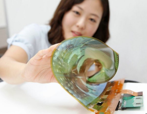 高科技羊皮紙 LG將展出18吋超柔軟OLED螢幕