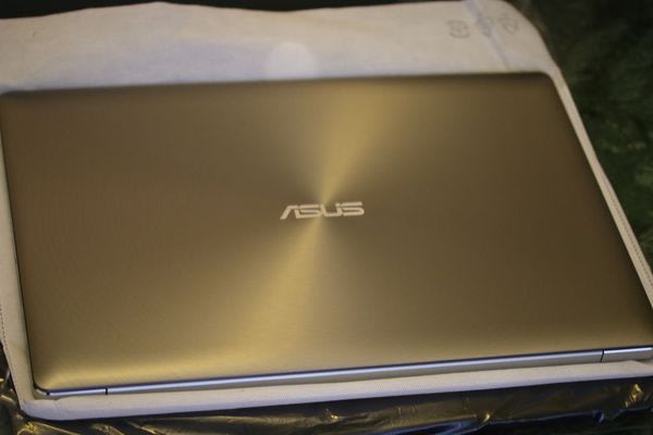ASUS 美型機身-頂級效能搭載4K- Zenbook Pro UX501