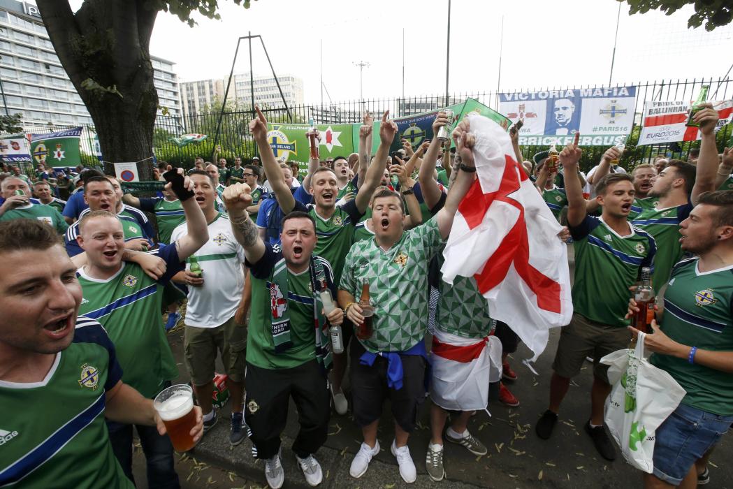 Football Soccer - Northern Ireland v Germany - Euro 2016 - Northern Ireland supporters