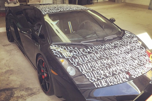 chris brown tupac lamborghini picture