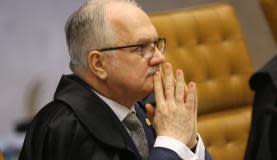 Brasília - Ministro Edson Fachin durante sessão do STF para julgar restrição ao foro privilegiado para parlamentares (Antônio Cruz/Agência Brasil) 