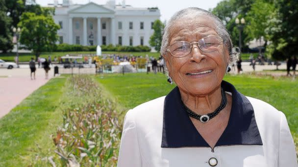 PHOTO: Recy Taylor stands in Lafayette Park after touring the White House, May 12, 2011. (Susan Walsh/AP FILE)