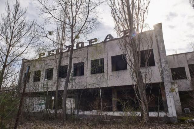 Restaurante abandonado en Prípiat, cerca de la central nuclear de Chernóbil, en la Zona de Exclusión, Ucrania (Foto: Vitaliy Holovin / Corbis a través de Getty images).