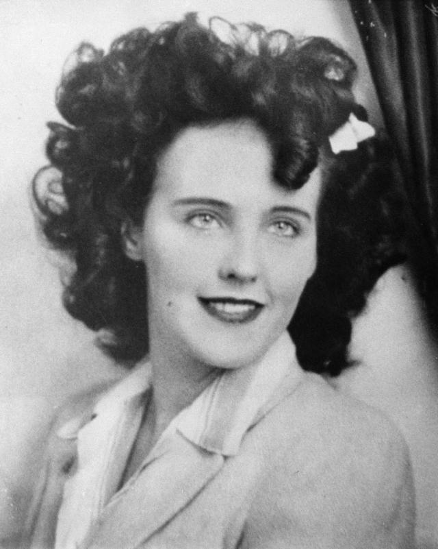 Elizabeth Short, conocida tras su muerte como Black Dahlia, fue asesinada cruelmente en 1947, crimen que hasta hoy sigue sin aclararse. (AP)