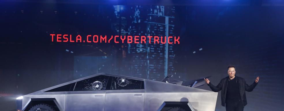 Teslas Unbreakable Cyber Truck Demo Fails Windows Shatter