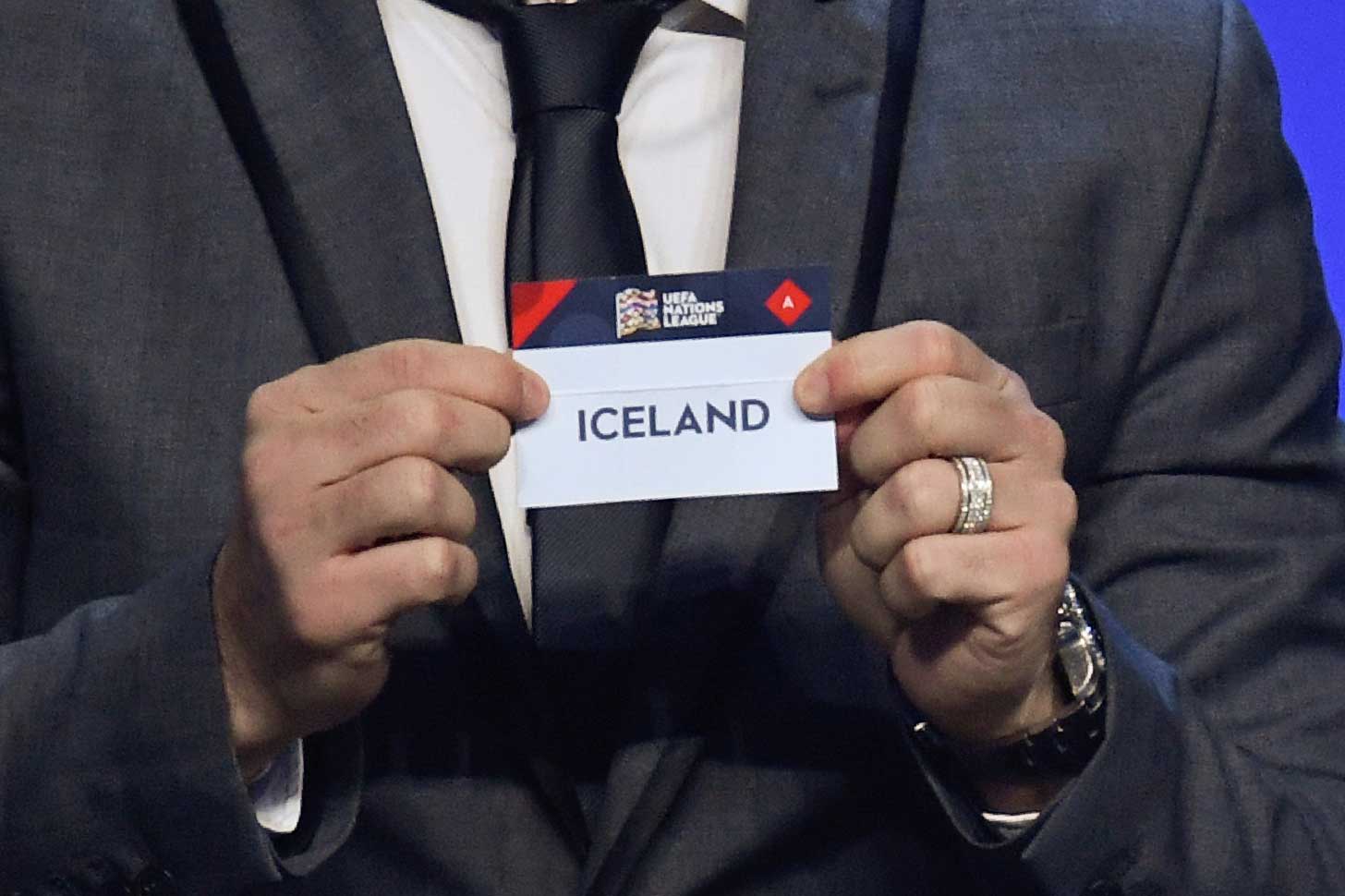 冰岛足球国家队挑战2018世界杯的神话!没有不