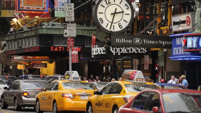 Hilton Hotel In Time Square To Close Permanently - roblox hilton hotel interview times