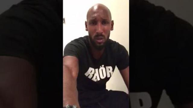 Euro 16 Paul Pogba Bras D Honneur Nicolas Anelka Le Defend Et Tacle Les Journalistes Video