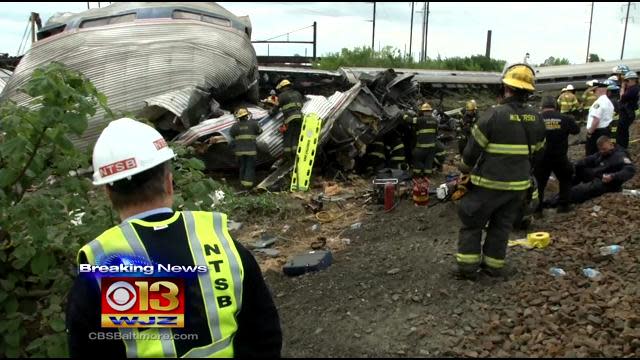 Investigators: Train in deadly wreck was speeding 106 mph - Yahoo News